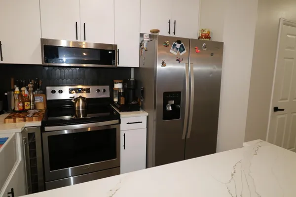 $2,700 | 6848 Brook Hollow Road, Lake Worth, FL 33467