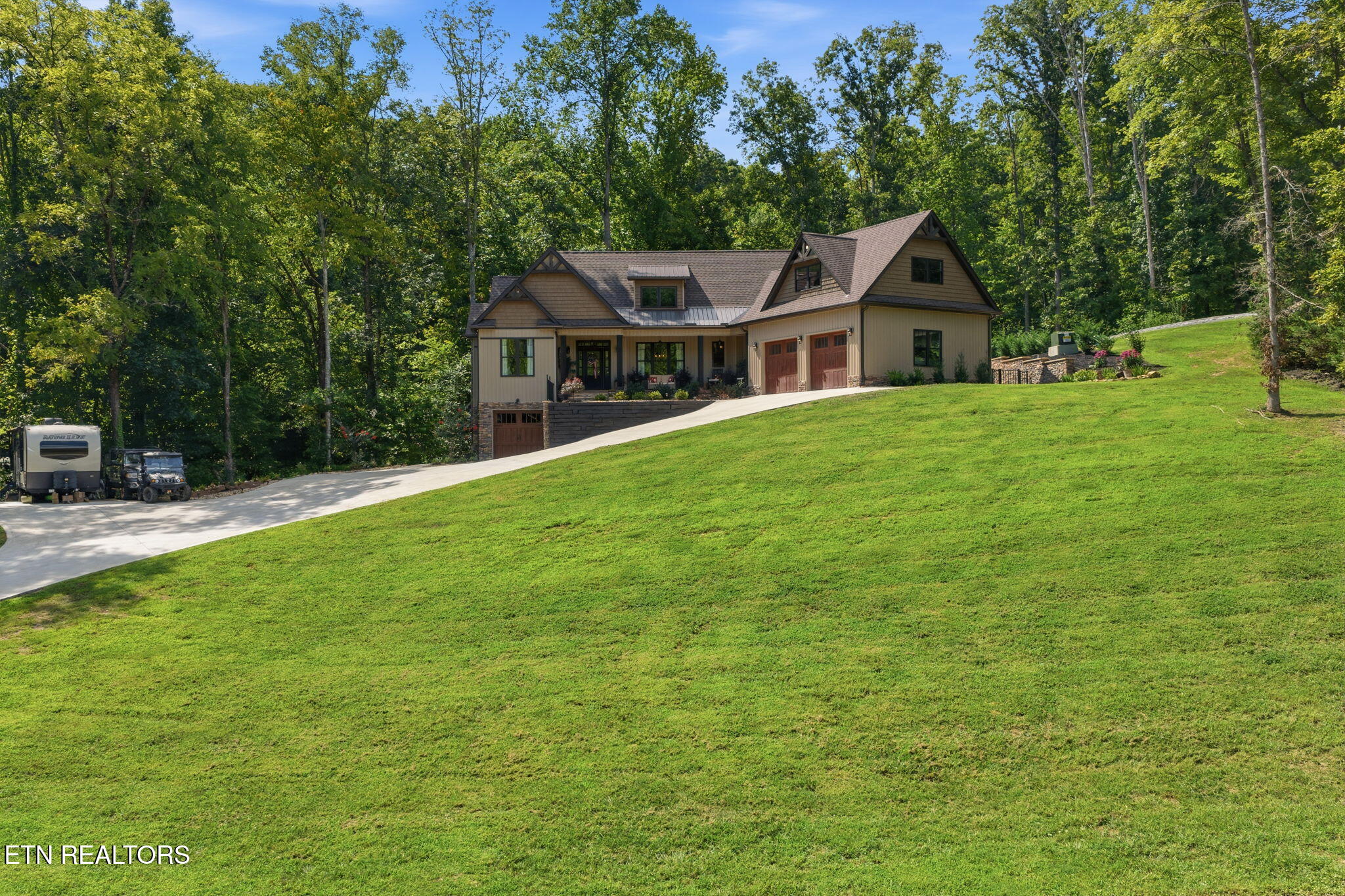 504 Pumpkin Hollow Road Heiskell, TN 37754 - Photo 4 of 56 7-web-or-mls-007_504 Pumpkin Hollow-219