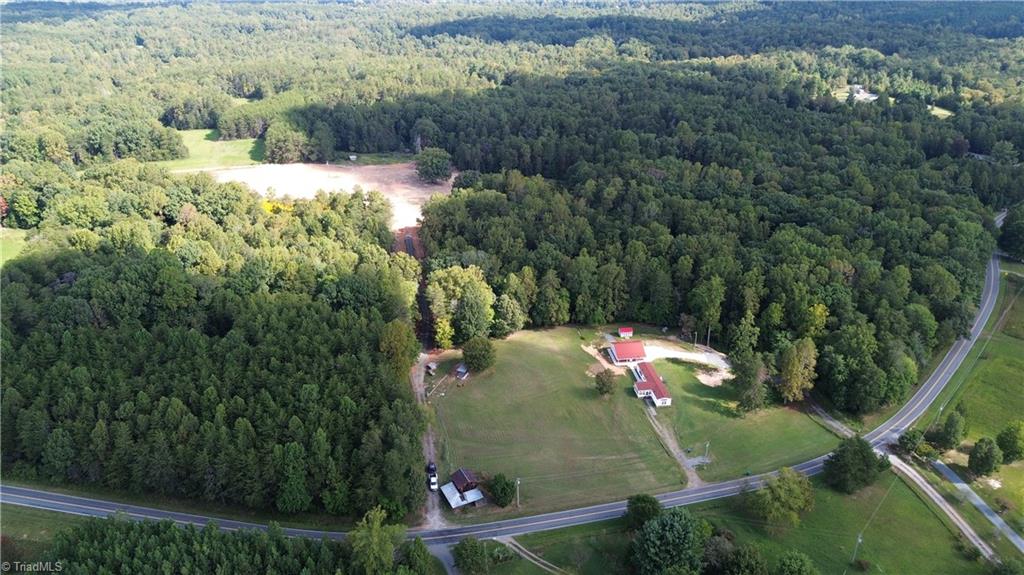 245 Bear Road Madison, NC 27025 - Photo 2 of 39