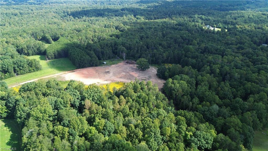 245 Bear Road Madison, NC 27025 - Photo 3 of 39
