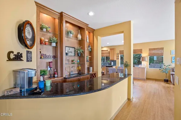 $1,150,000 | 28434 Agajanian Drive, Santa Clarita, CA 91390