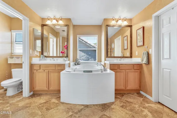 $1,150,000 | 28434 Agajanian Drive, Santa Clarita, CA 91390