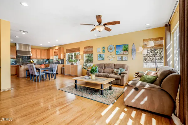 $1,150,000 | 28434 Agajanian Drive, Santa Clarita, CA 91390