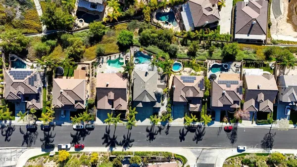 $1,150,000 | 28434 Agajanian Drive, Santa Clarita, CA 91390