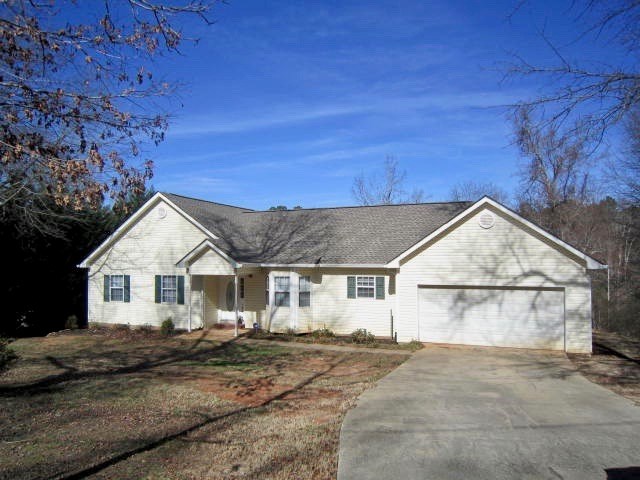 143 Lake View Road Jackson, GA 30233 - Photo 1 of 22 Primary Photo