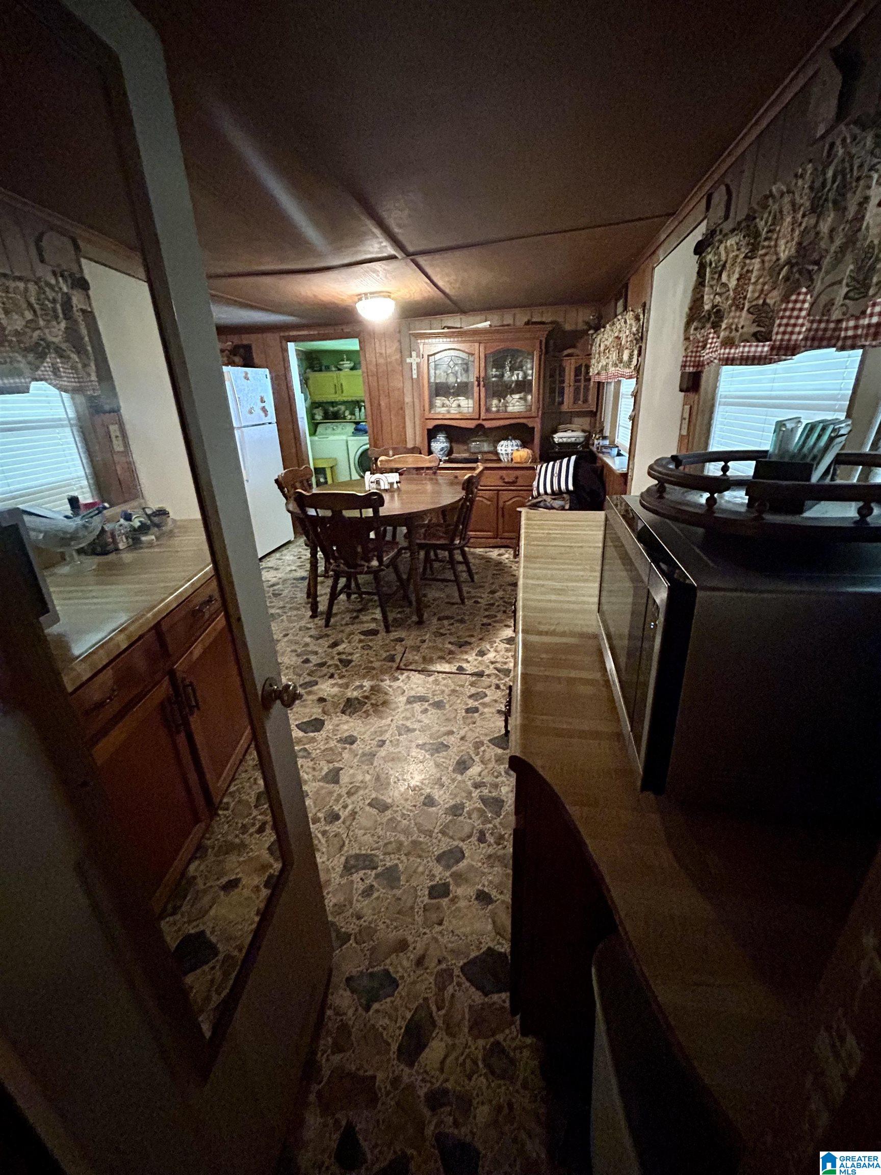 315 Smith Street Anniston, AL 36201 - Photo 11 of 22