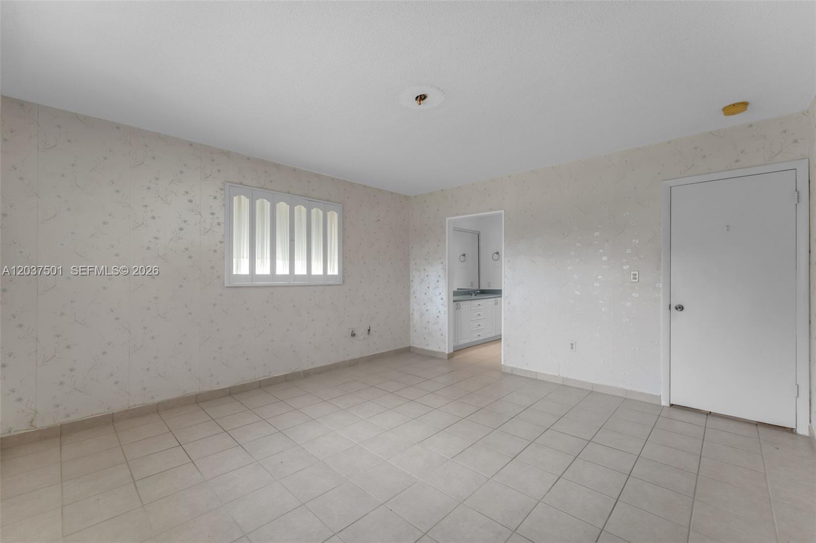 10842 Southwest 33rd Street Miami, FL 33165 - Photo 16 of 44