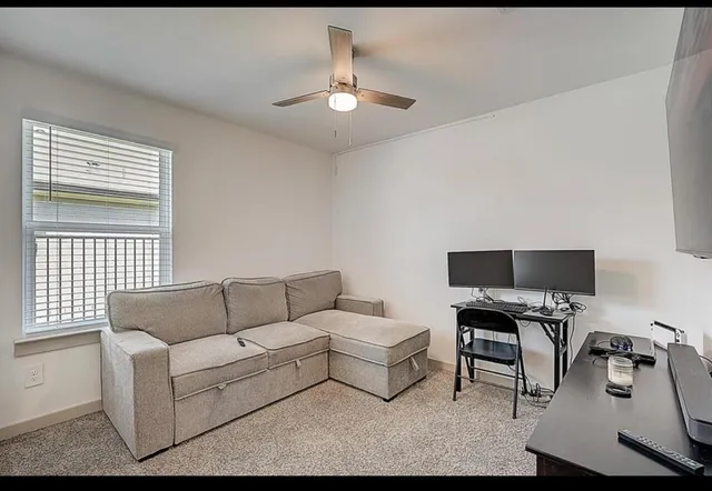 $2,650 | 1246 Truckee River Drive, Rosharon, TX 77583