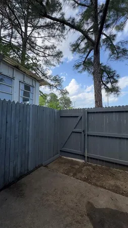 $221,500 | 404 Hollyhill Lane, Unit 404, Denton, TX 76205