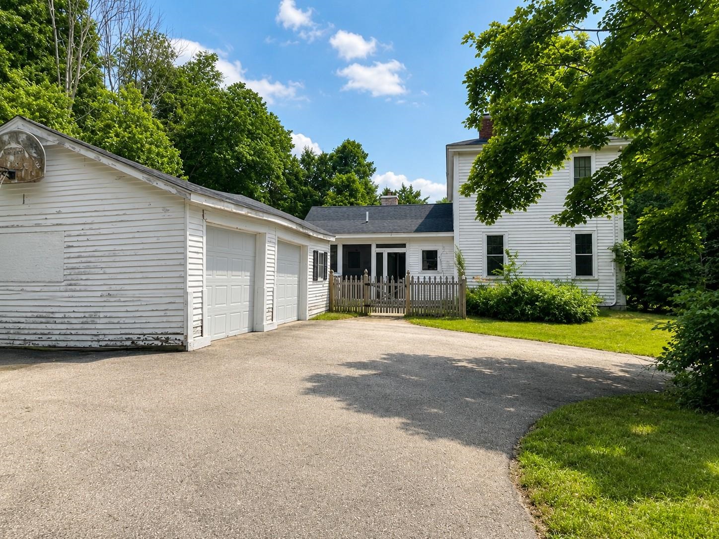 160 Main Street Atkinson, NH 03811 - Photo 2 of 3
