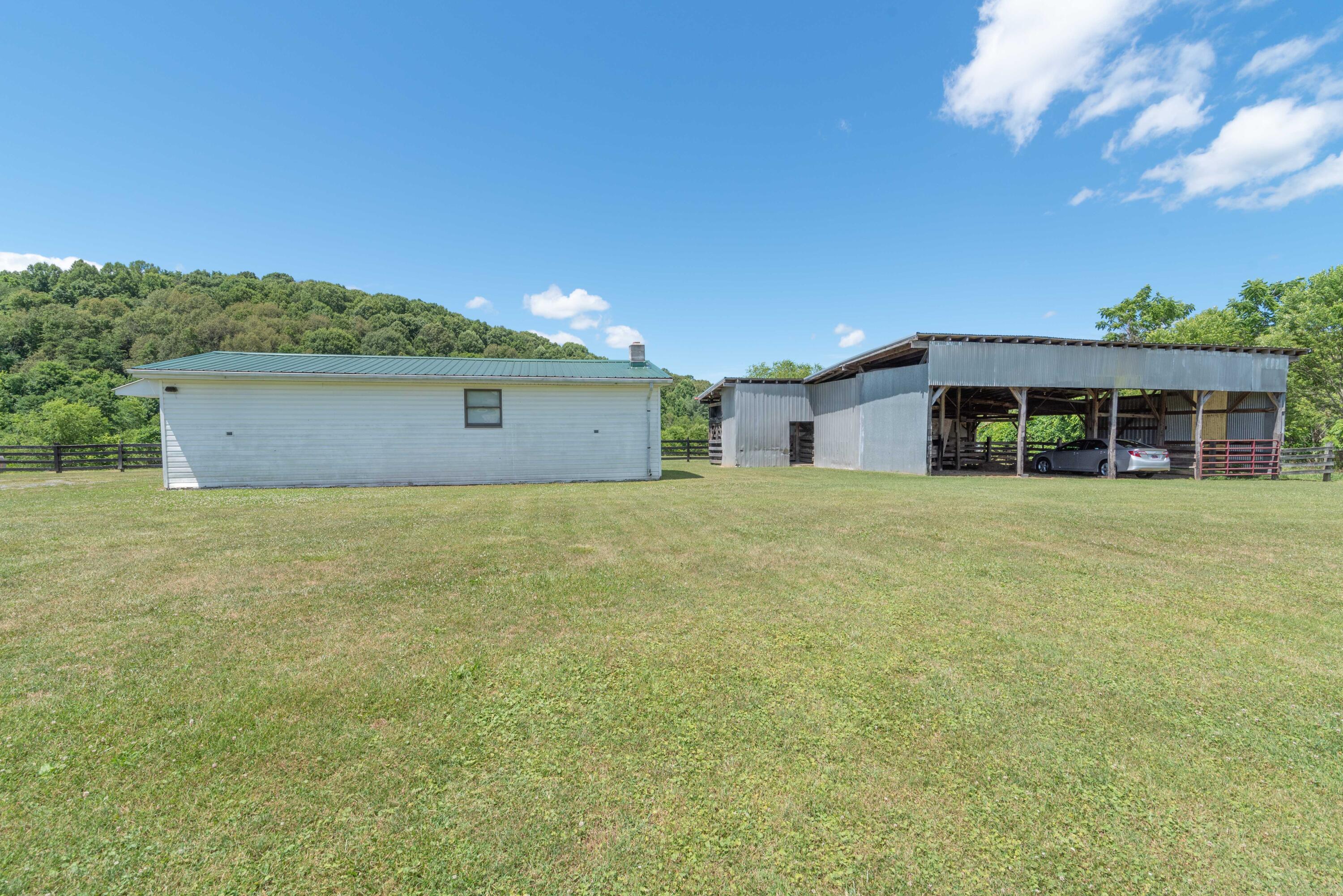 24182 Johnson Chapel Road Bristol, VA 24202 - Photo 25 of 46 24218 Johnson Chapel-33