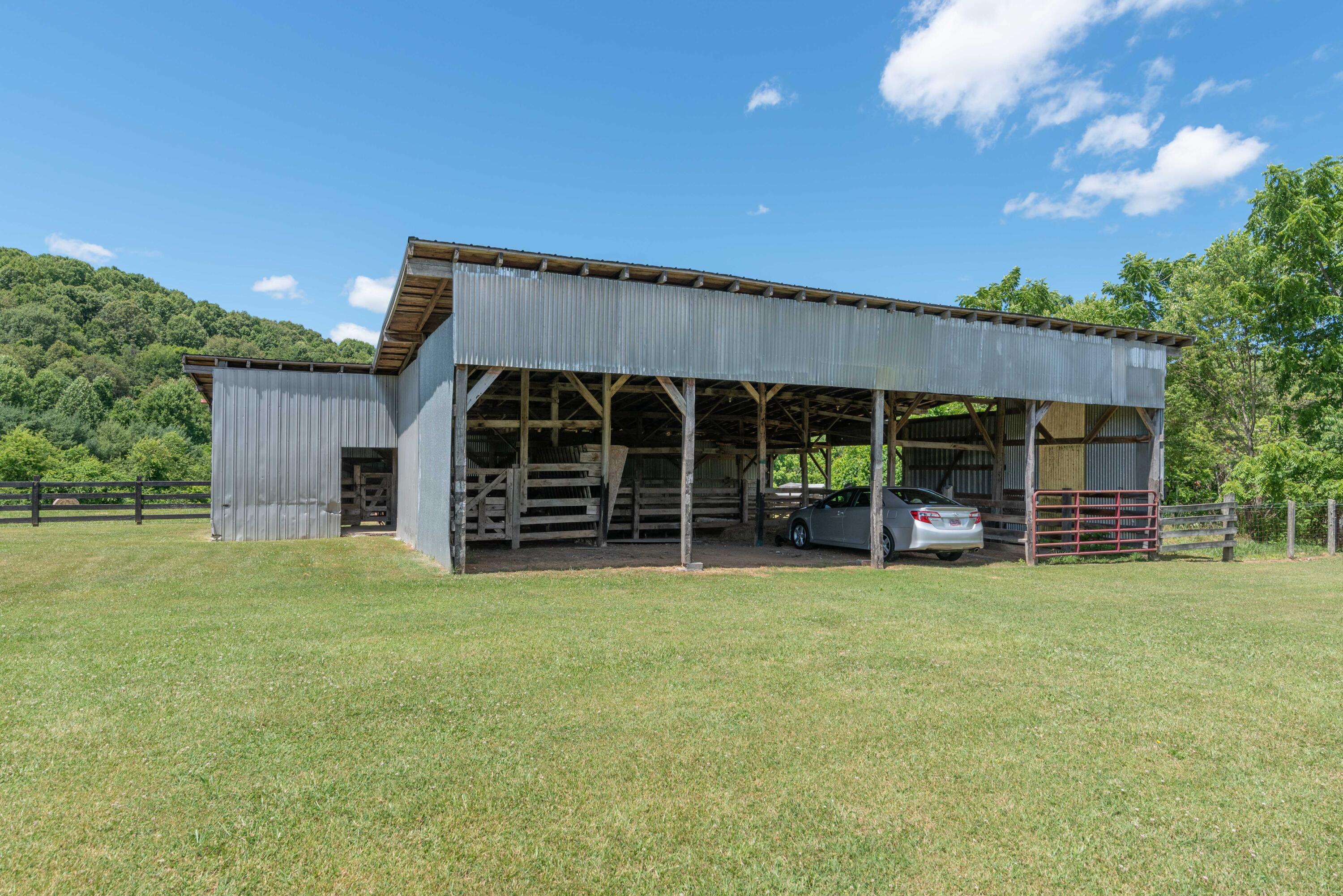 24182 Johnson Chapel Road Bristol, VA 24202 - Photo 26 of 46 24218 Johnson Chapel-34