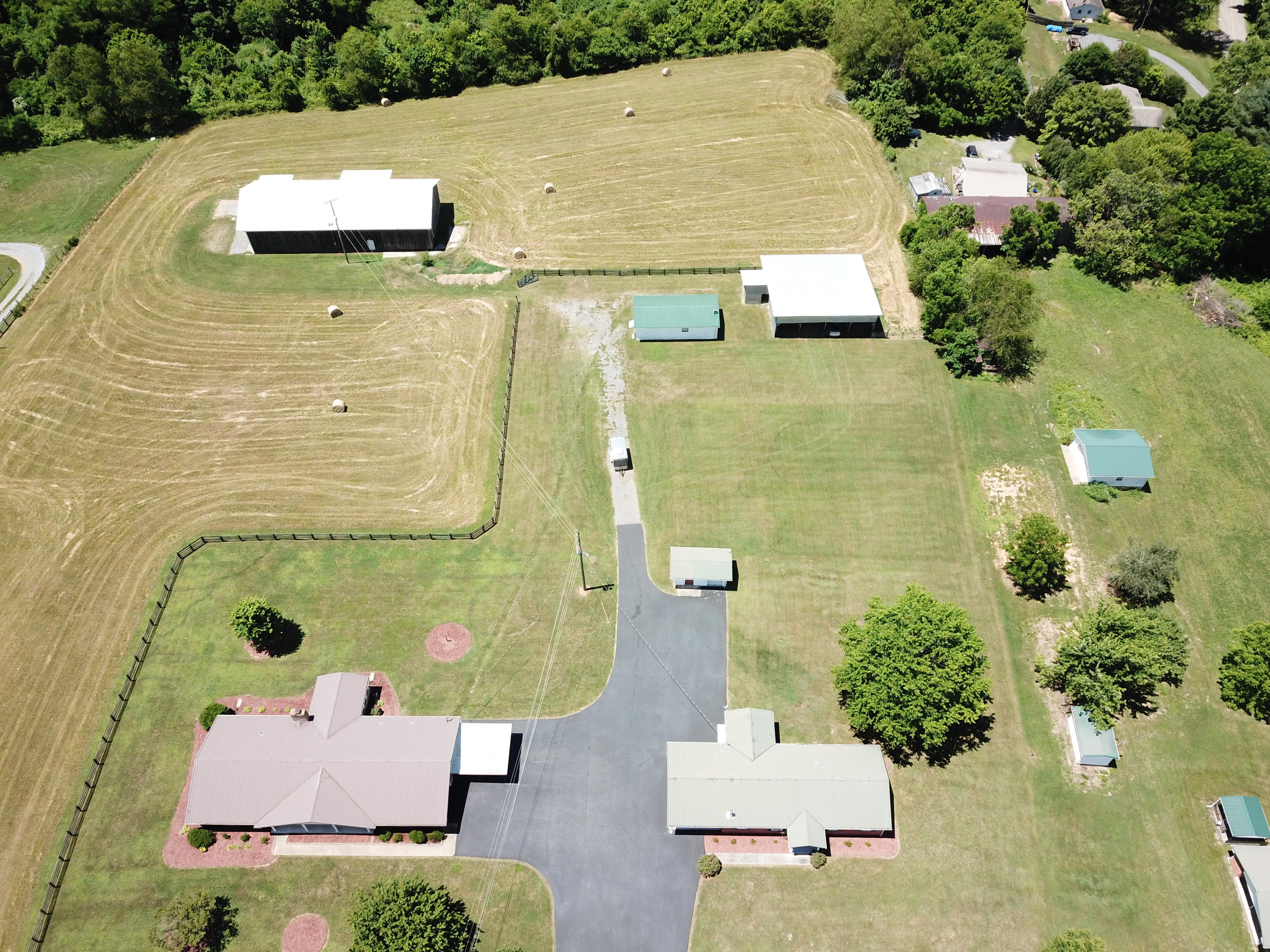 24182 Johnson Chapel Road Bristol, VA 24202 - Photo 36 of 46 DJI_0012