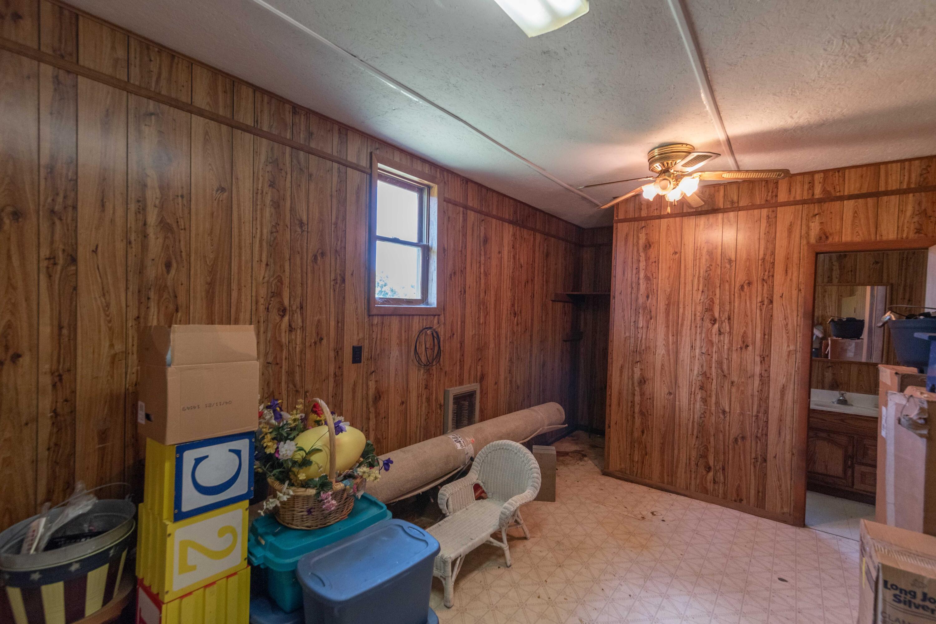 24182 Johnson Chapel Road Bristol, VA 24202 - Photo 39 of 46 24218 Johnson Chapel-48