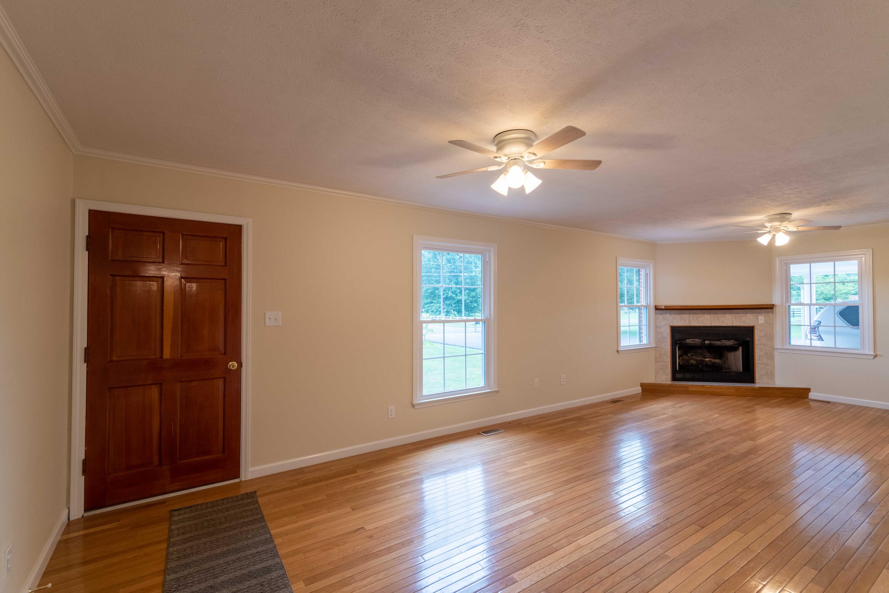 24182 Johnson Chapel Road Bristol, VA 24202 - Photo 10 of 46 24218 Johnson Chapel-14