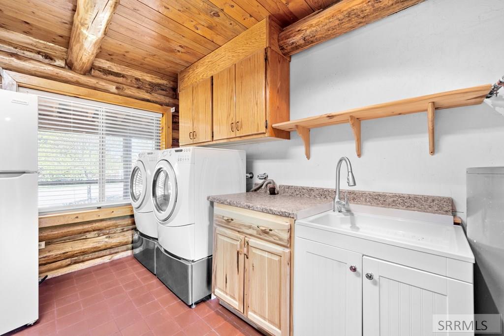 102 Valley Drive Irwin, ID 83428 - Photo 12 of 34 Utility room