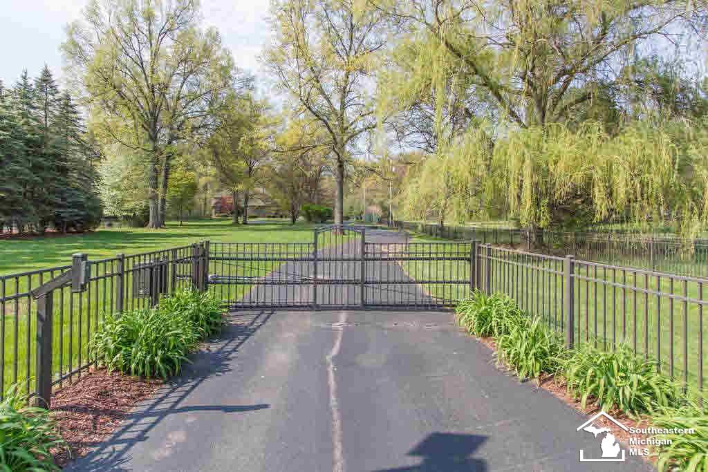 3000 West Sterns Road Lambertville, MI 48144 - Photo 25 of 25 20437805-24.JPG