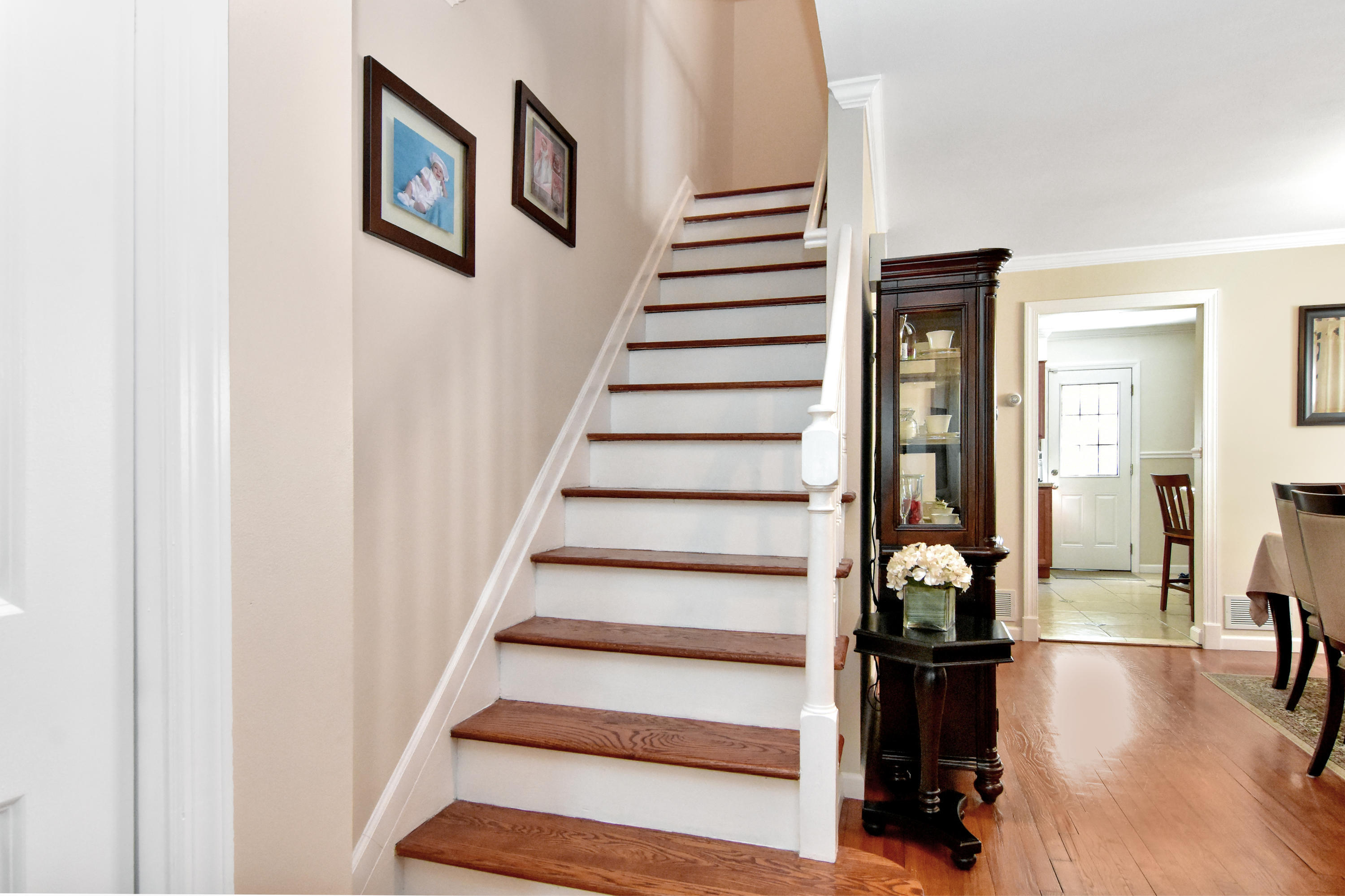 461 Beach Road Staten Island, NY 10312 - Photo 8 of 22 Stairs
