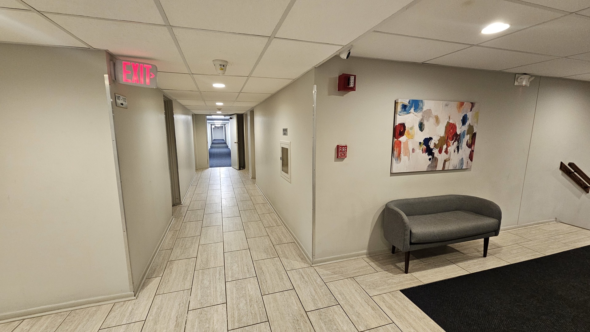 1321 South Finley Road, Unit 105 Lombard, IL 60148 - Photo 10 of 18