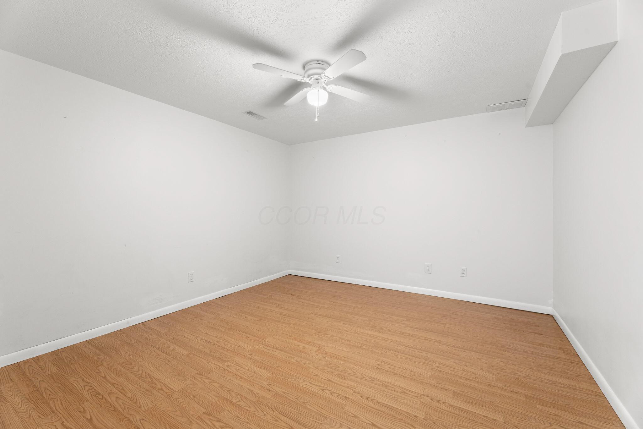 926 South Hempstead Road Westerville, OH 43081 - Photo 33 of 58 Bedroom 4