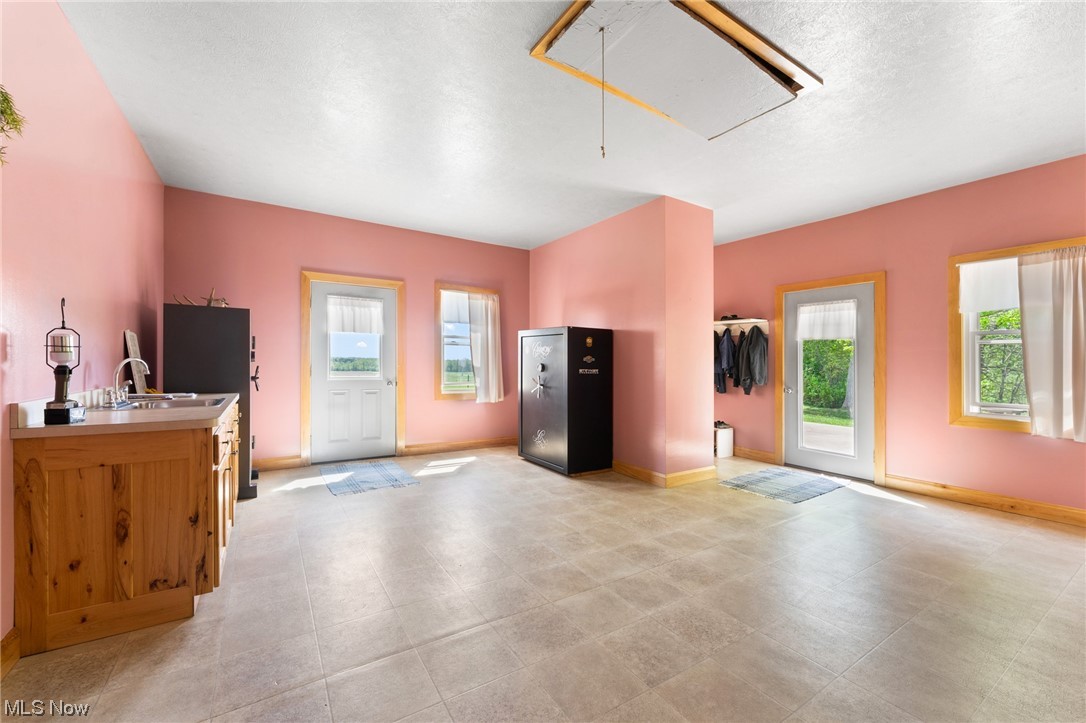 17677 Reeves Road Middlefield, OH 44062 - Photo 22 of 35