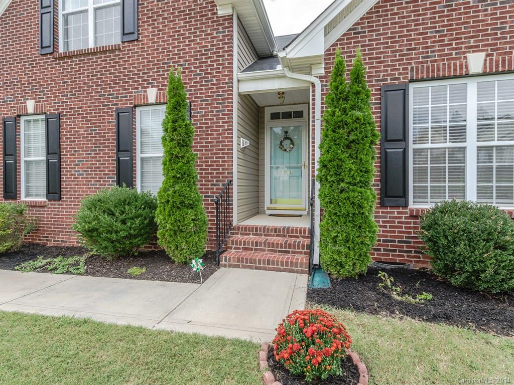 3801 Leela Palace Way Fort Mill, SC 29708 - Photo 2 of 24 Gallery Image 2