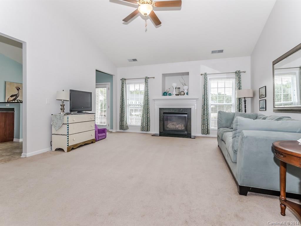 3801 Leela Palace Way Fort Mill, SC 29708 - Photo 7 of 24 Gallery Image 7