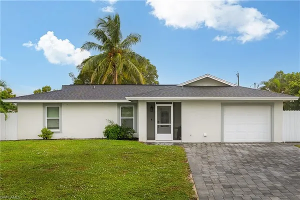 $550,000 | 5170 19th Court Southwest, Naples, FL 34116