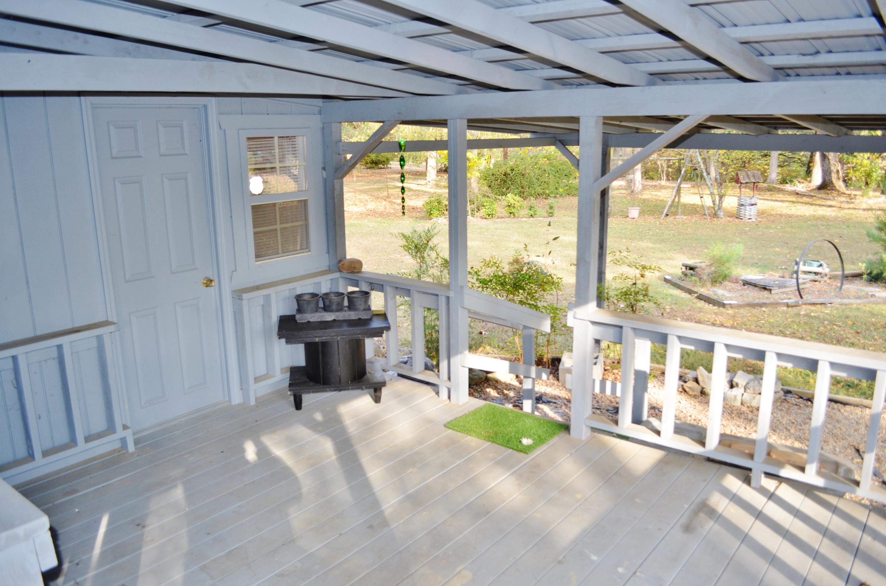 451 Mountain Road Clinton, TN 37716 - Photo 4 of 18 DSC_3456