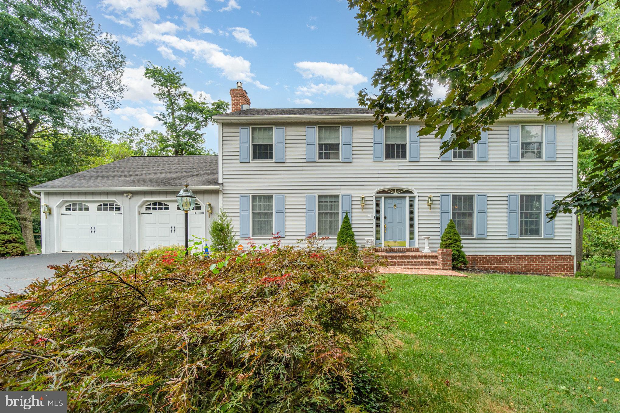 320 Hickory Road Carlisle, PA 17015 - Photo 1 of 41 Gallery Image 1