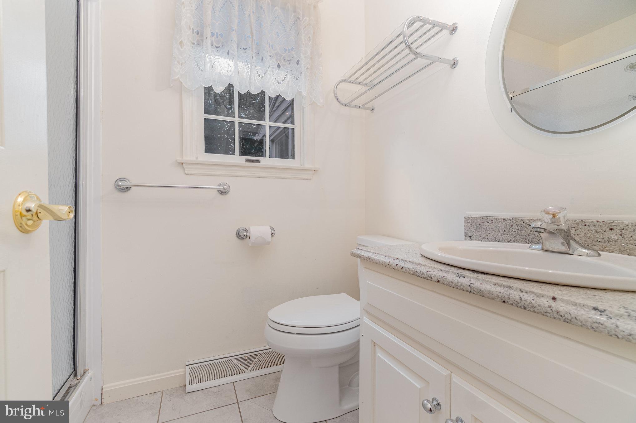320 Hickory Road Carlisle, PA 17015 - Photo 14 of 41 Gallery Image 14