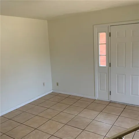 $1,350 | 3008 6th Street, Unit A, Metairie, LA 70002