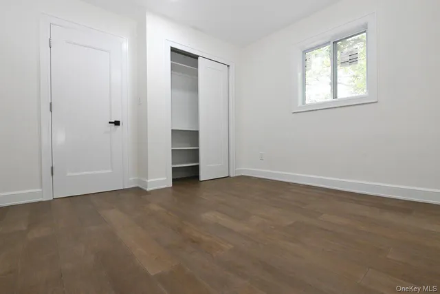 $875,000 | 2 Little Hill, East Setauket, NY 11733