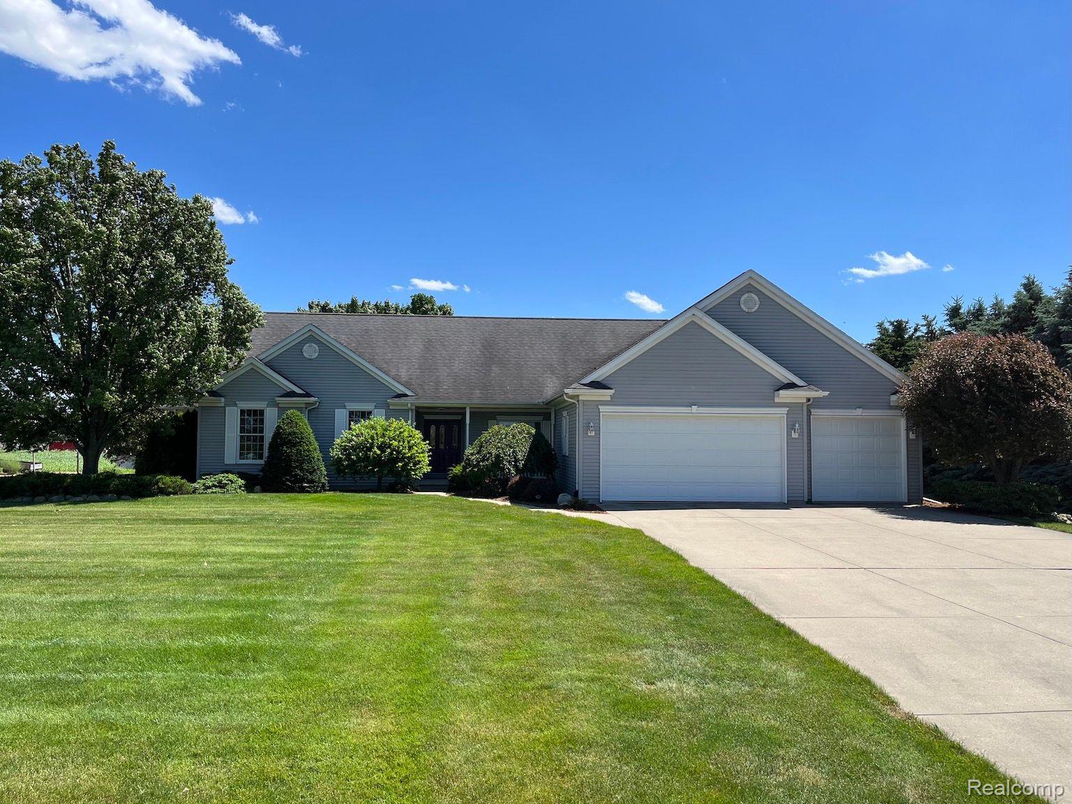 9920 Lange Road Birch Run, MI 48415 - Photo 1 of 31