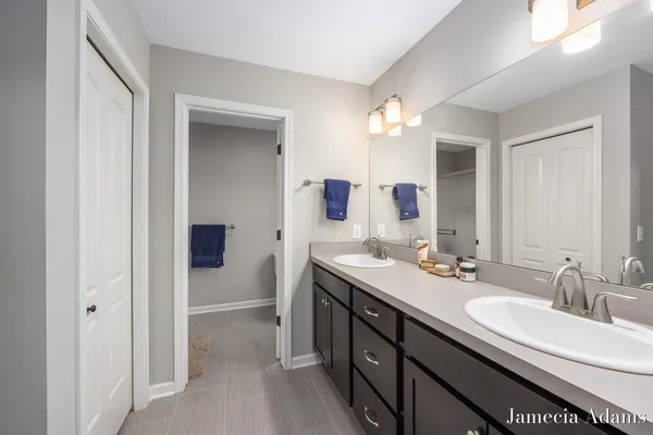 $535,000 | 511 Ivy Grove Northwest, Grand Rapids, MI 49534