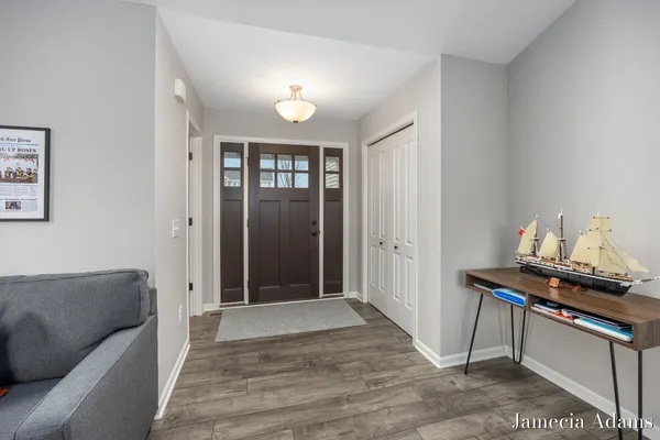 $535,000 | 511 Ivy Grove Northwest, Grand Rapids, MI 49534