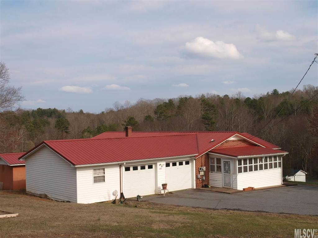 890 Cape Hickory Road Hickory, NC 28601 - Photo 13 of 21 Gallery Image 13