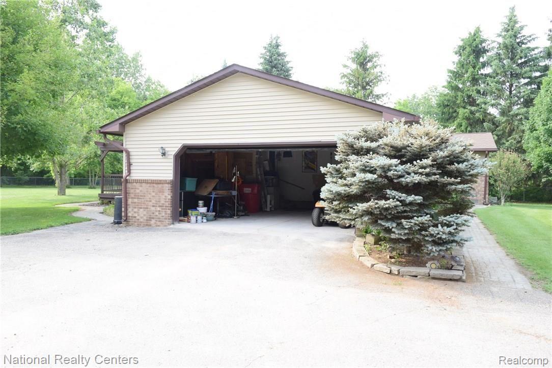 huge driveway + attached garage 