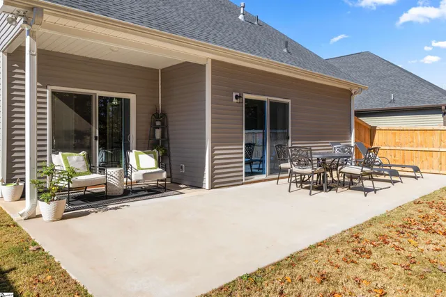 $350,000 | 104 Landry Lane, Greenville, SC 29617