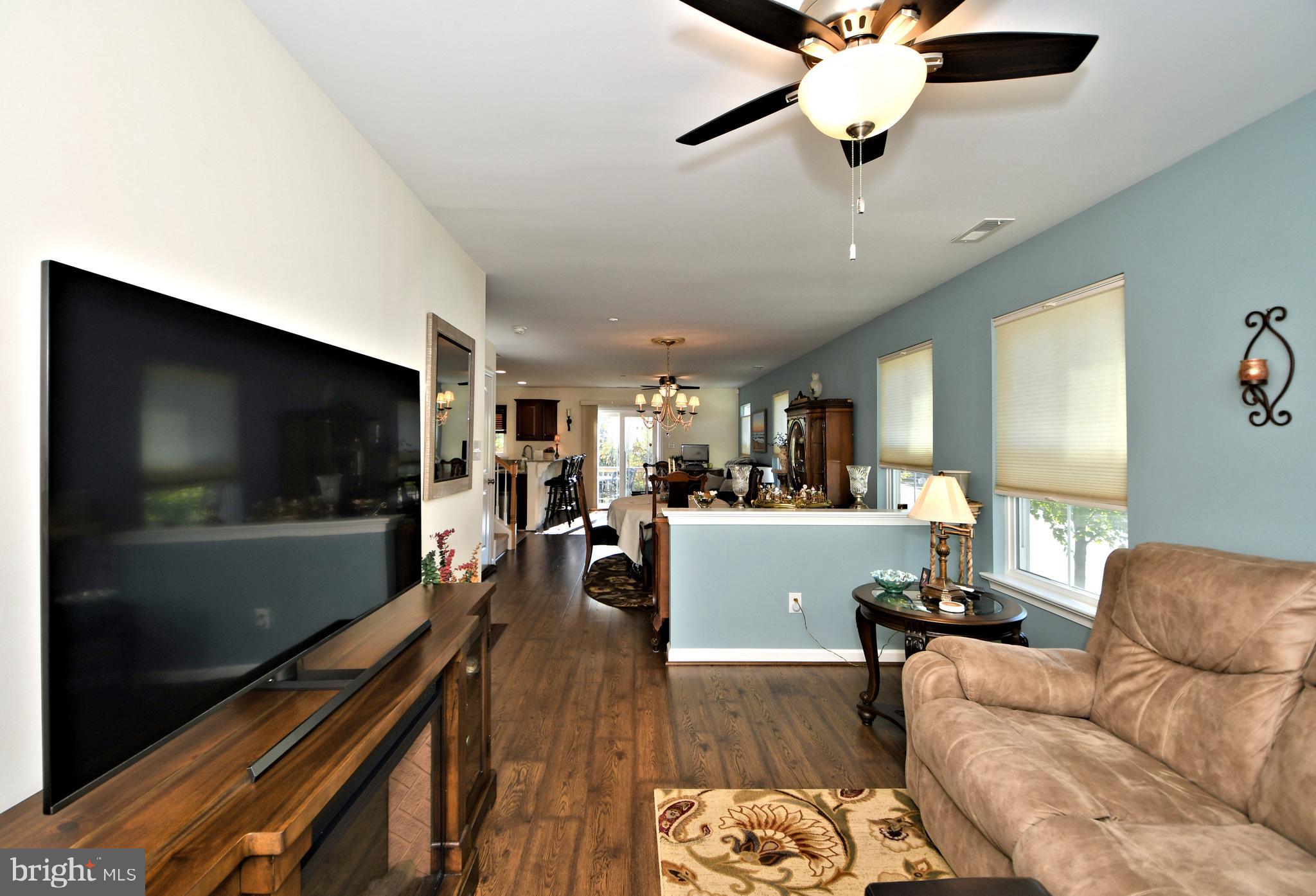 400 North York Road, Unit L Hatboro, PA 19040 - Photo 4 of 57