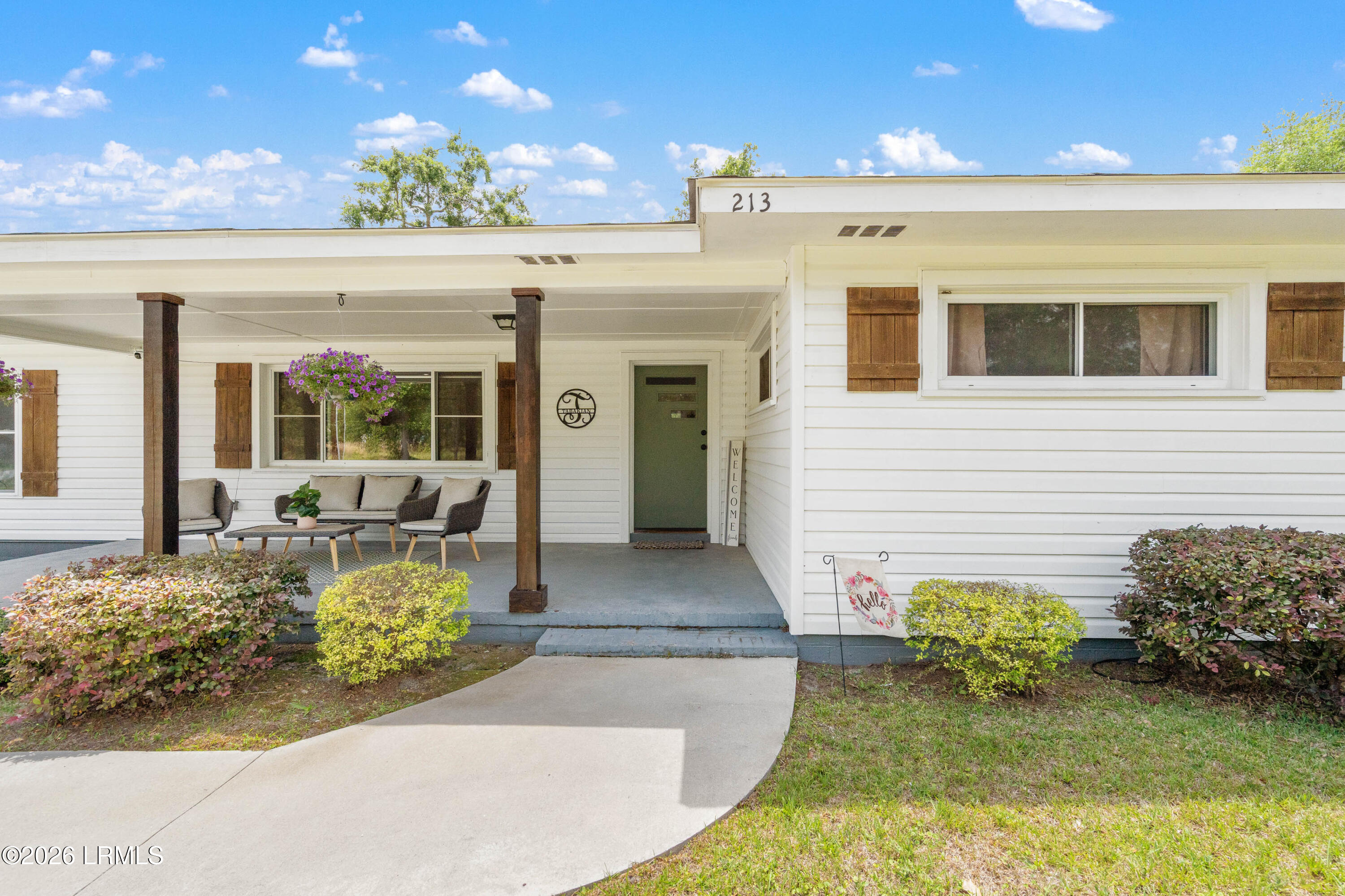 213 Sharon Avenue Hampton, SC 29924 - Photo 2 of 31 213 Sharon-5
