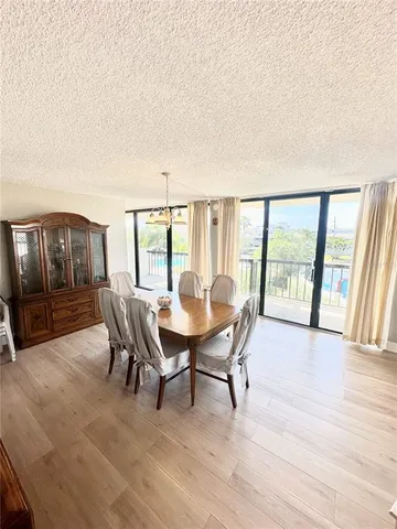 $2,900 | 400 Island Way, Unit 206, Clearwater Beach, FL 33767