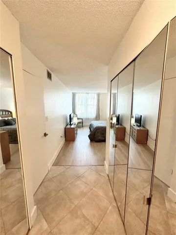 $2,900 | 400 Island Way, Unit 206, Clearwater Beach, FL 33767