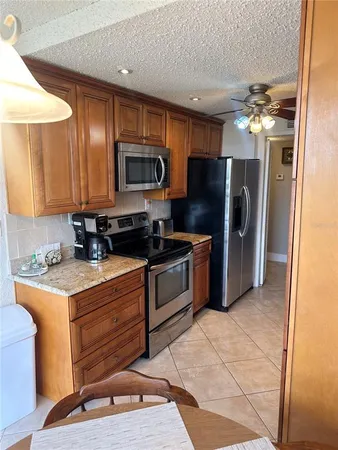 $2,900 | 400 Island Way, Unit 206, Clearwater Beach, FL 33767