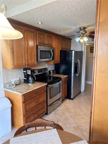 $2,900 | 400 Island Way, Unit 206, Clearwater Beach, FL 33767