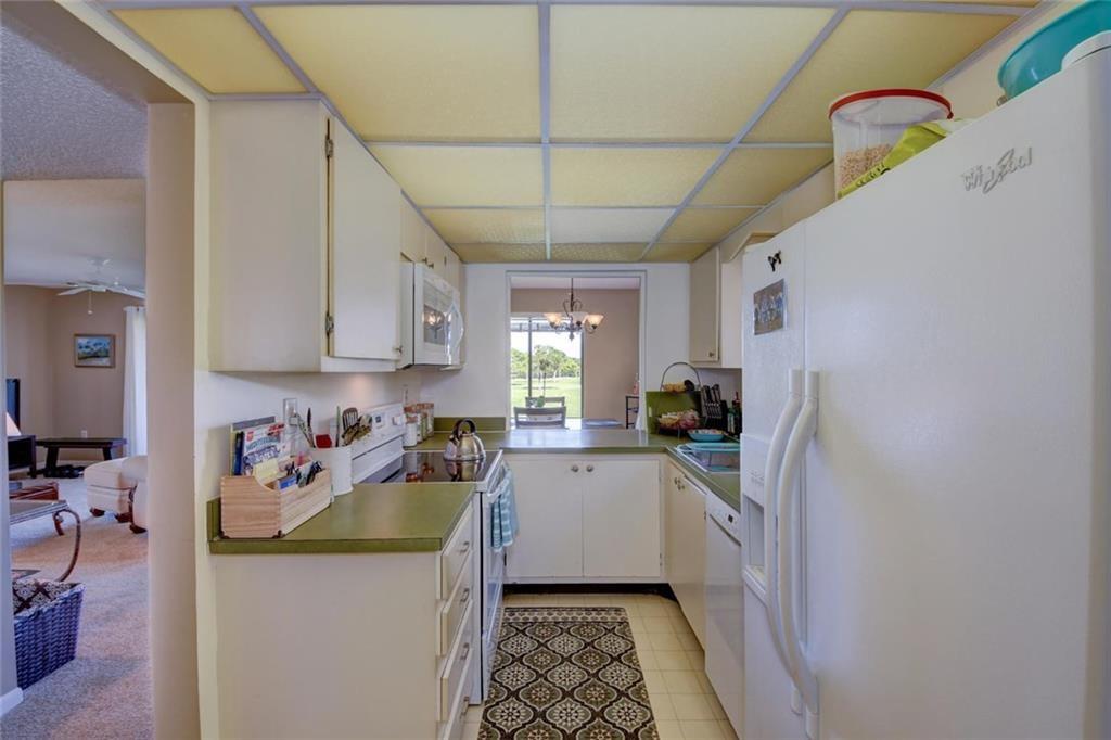 5363 Southeast Miles Grant Road, Unit D201 Stuart, FL 34997 - Photo 17 of 66 Gallery Image 17