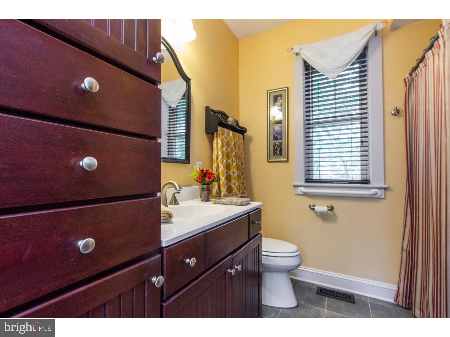 8 Llandillo Road Havertown, PA 19083 - Photo 12 of 25