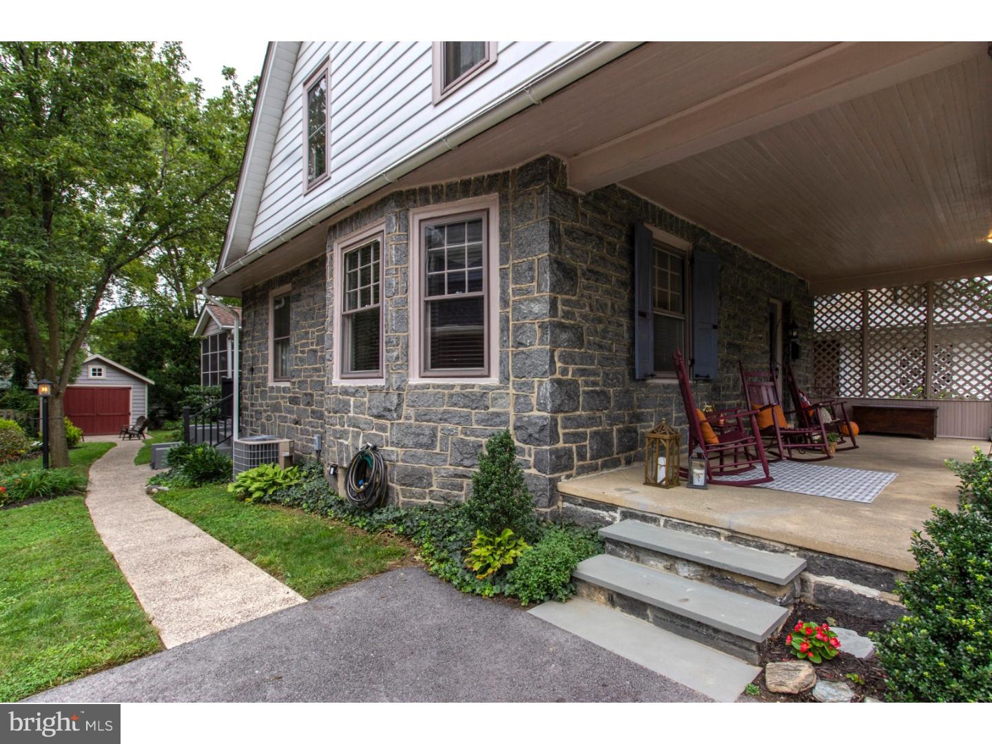 8 Llandillo Road Havertown, PA 19083 - Photo 3 of 25