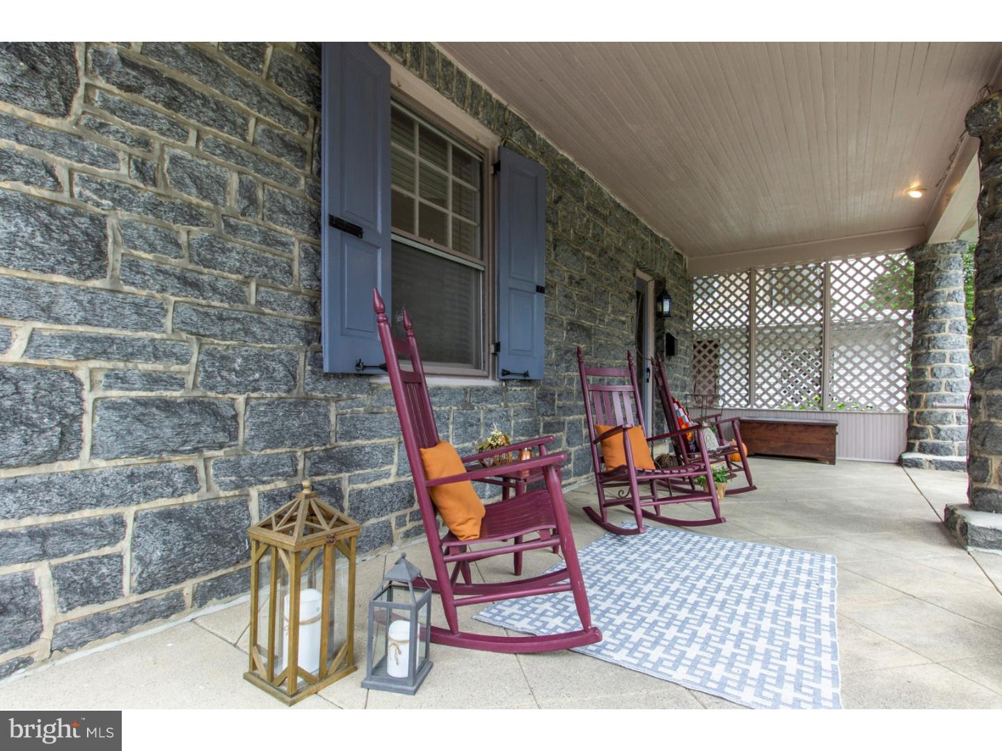 8 Llandillo Road Havertown, PA 19083 - Photo 4 of 25