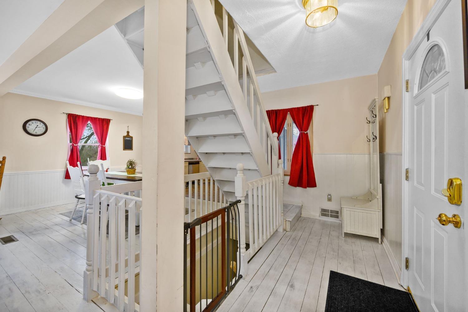 5254 Boomer Road Cincinnati, OH 45247 - Photo 15 of 48 Gallery Image 15
